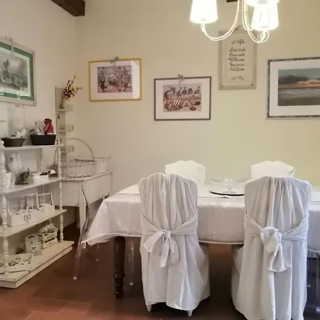 Casale Cisanello Guest house *